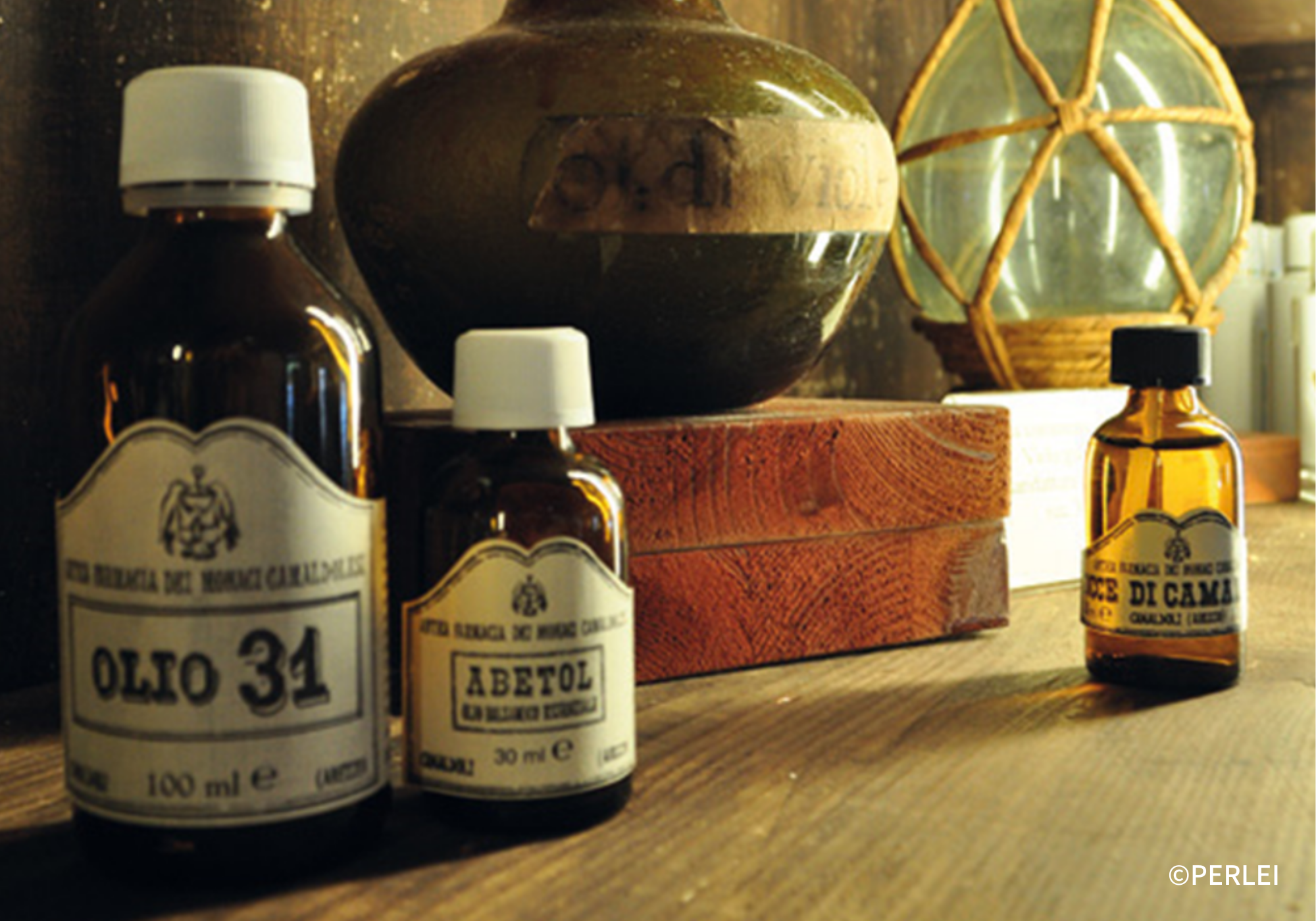 カマルドリ最古のレシピで作られる「Aハーブオイル」