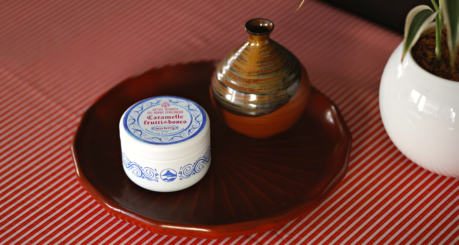 「富士屋ホテル限定缶」<br>カマルドリの修道院キャンディ